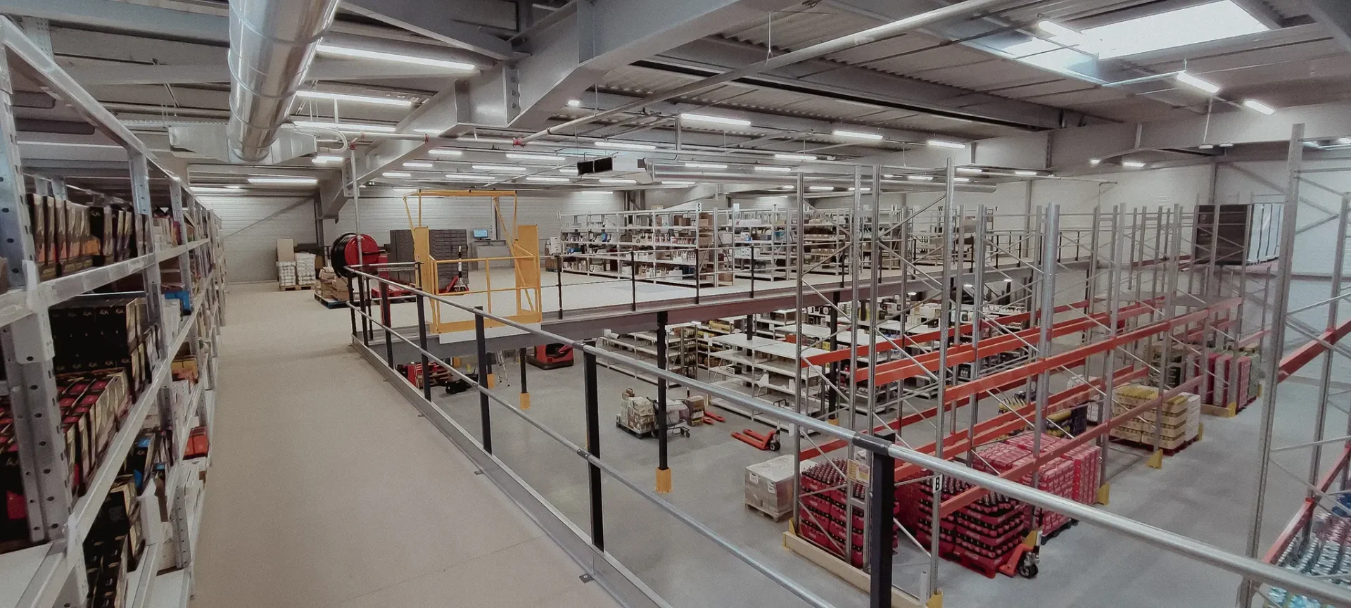 Aménagement drive E.Leclerc Bordeaux Rayonnage