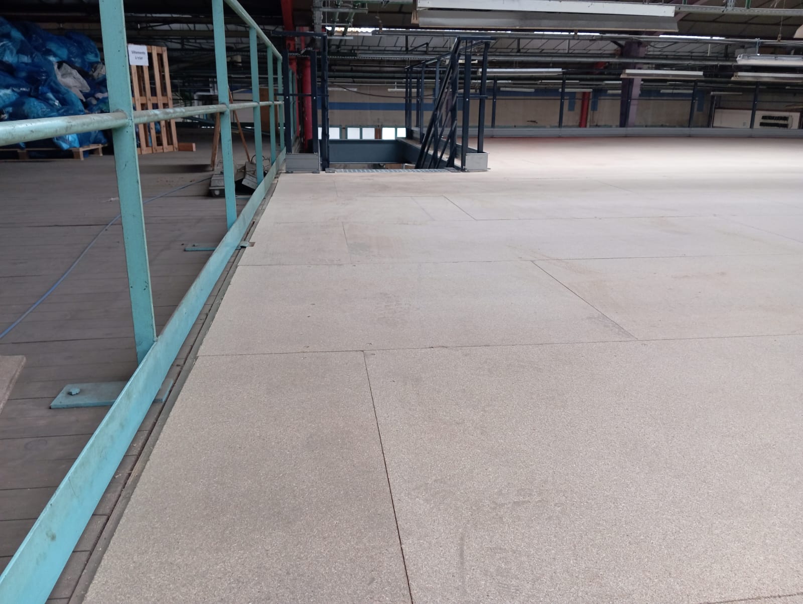 PLATEFORME STOCKAGE - BORDEAUX RAYONNAGE